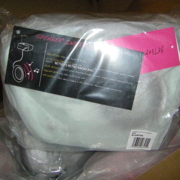 Betsey Johnson Kitsch Radio Active Mint Crossbody Bag BJ34070A New Sealed - Picture 13 of 13